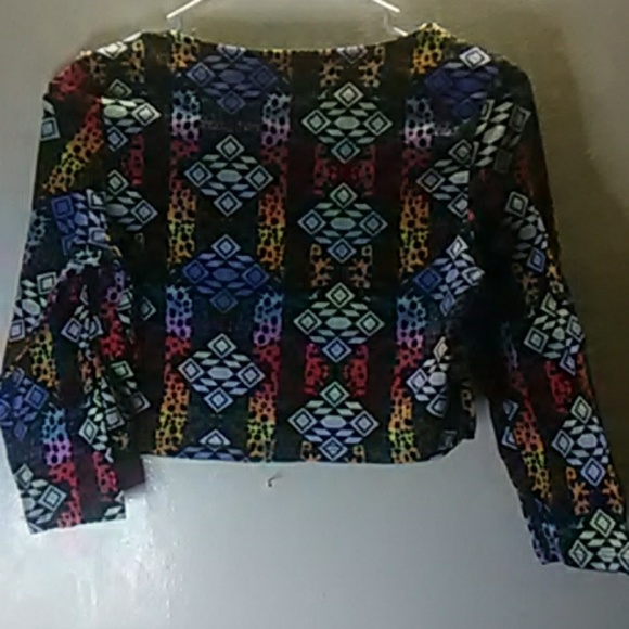 Women's Charlotte russe crop top size large - Picture 2 of 2